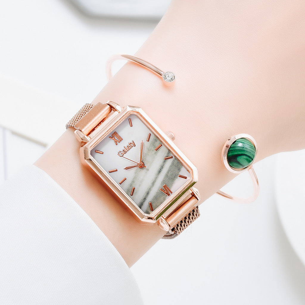EL REGALO PERFECTO PARA ELLA ❤️ Set de reloj y pulsera con diseño exclusivo